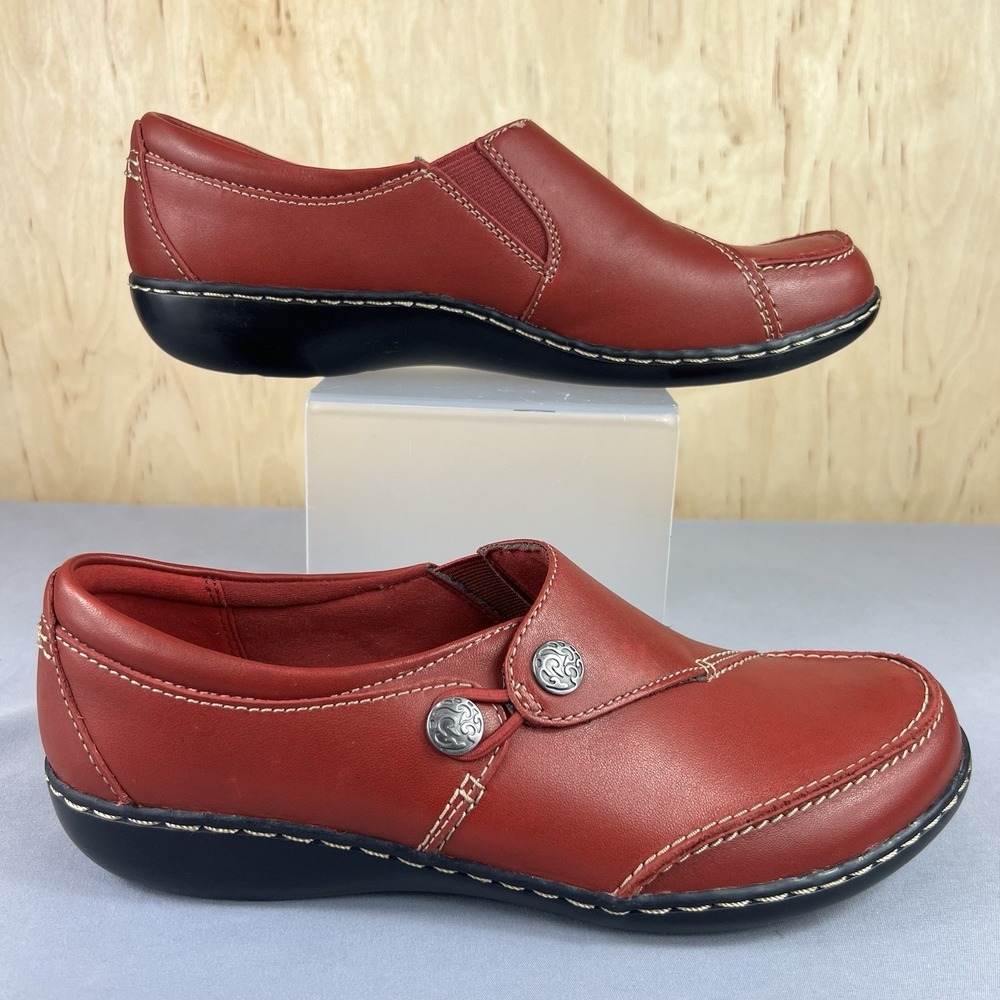 Clarks Ashland Lane Women's Loafers Size 10M Red Slip-On Comfort
